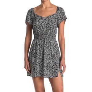 Abound Mini Dress Womens 1X Black White Floral Smocked Waist Mini Moo